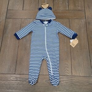 Chick Pea Stripped Footie Pajama or Playsuit w/ matching hat, NWT